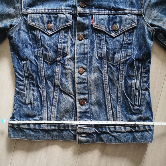 Levi's VINTAGE denim jacket - Picture 9 of 12